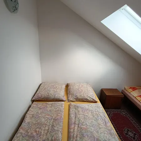 Haskovna - Tradice Zajezdniho Hostince U Prachovskych Skal * Ohavec