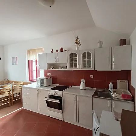 Hotel Haskovna - Tradice Zajezdniho Hostince U Prachovskych Skal *