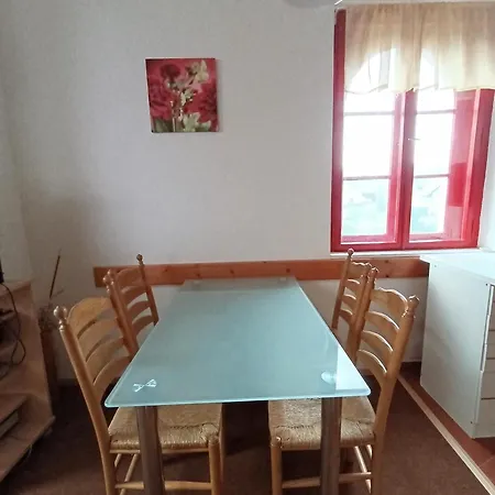 Haskovna - Tradice Zajezdniho Hostince U Prachovskych Skal * Ohavec