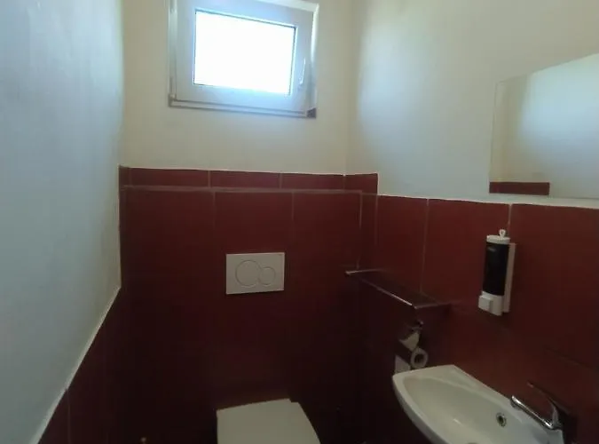 Hotel Haskovna - Tradice Zajezdniho Hostince U Prachovskych Skal