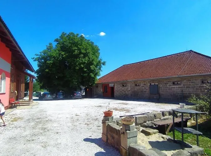 Hotel Haskovna - Tradice Zajezdniho Hostince U Prachovskych Skal
