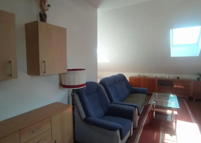 Hotel Haskovna - Tradice Zajezdniho Hostince U Prachovskych Skal Ohavec