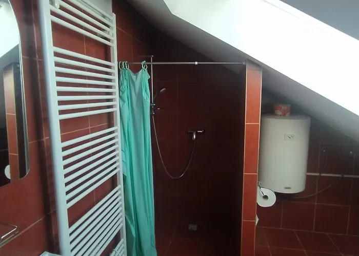 Hotel Haskovna - Tradice Zajezdniho Hostince U Prachovskych Skal *