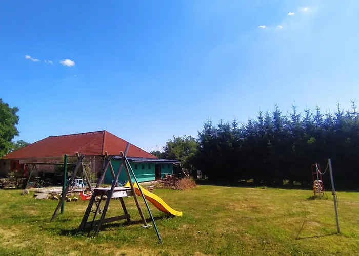 Haskovna - Tradice Zajezdniho Hostince U Prachovskych Skal Ohavec