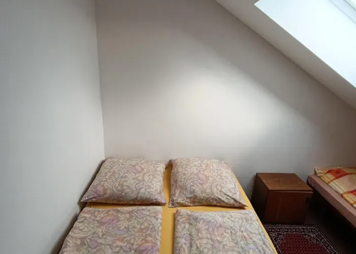 Haskovna - Tradice Zajezdniho Hostince U Prachovskych Skal * Ohavec
