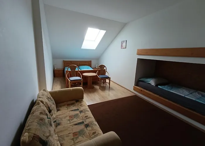 Haskovna - Tradice Zajezdniho Hostince U Prachovskych Skal Hotel *